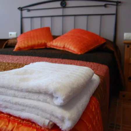 Mirador Al Castillo Country house